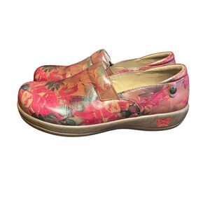 Alegria Keli 42 (11.5) professional clogs Southwestern Romance Floral Red nurse